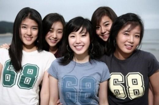 3 nhóm nhạc nữ Kpop chưa bao giờ được debut, lý do gây bất ngờ - Ảnh 1. Thành viên Five Girls: Yubin, UEE, Hyo Sung, G.NA và Ji Won