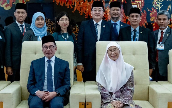 Tổng Bí thư Tô Lâm và Phu nhân lên đường thăm chính thức Malaysia - Ảnh 1.