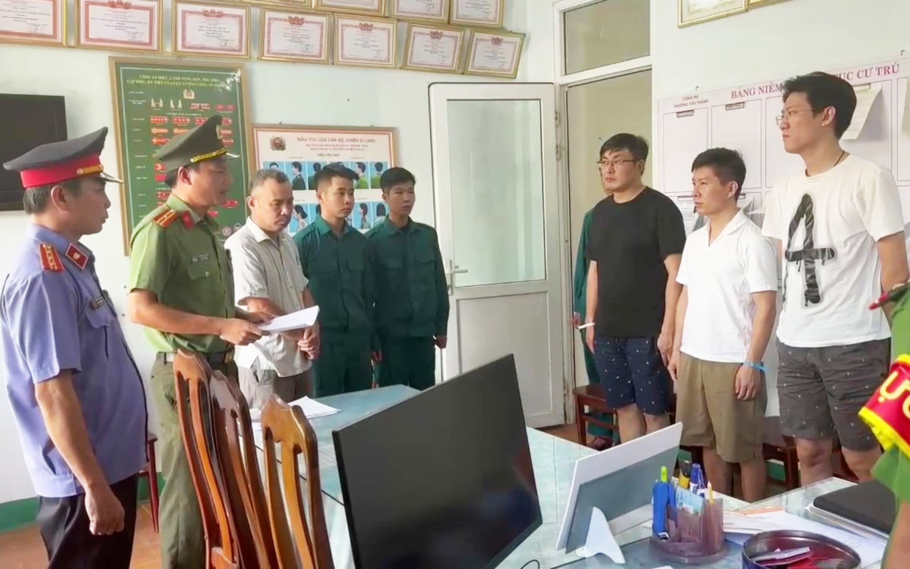 Xét xử đường dây cho vay lãi nặng hơn 20.000 tỉ đồng do người Trung Quốc cầm đầu- Ảnh 5. Thủ đoạn đường dây cho vay nặng lãi 20.000 tỉ do người Trung Quốc cầm đầu thực hiện ra sao?