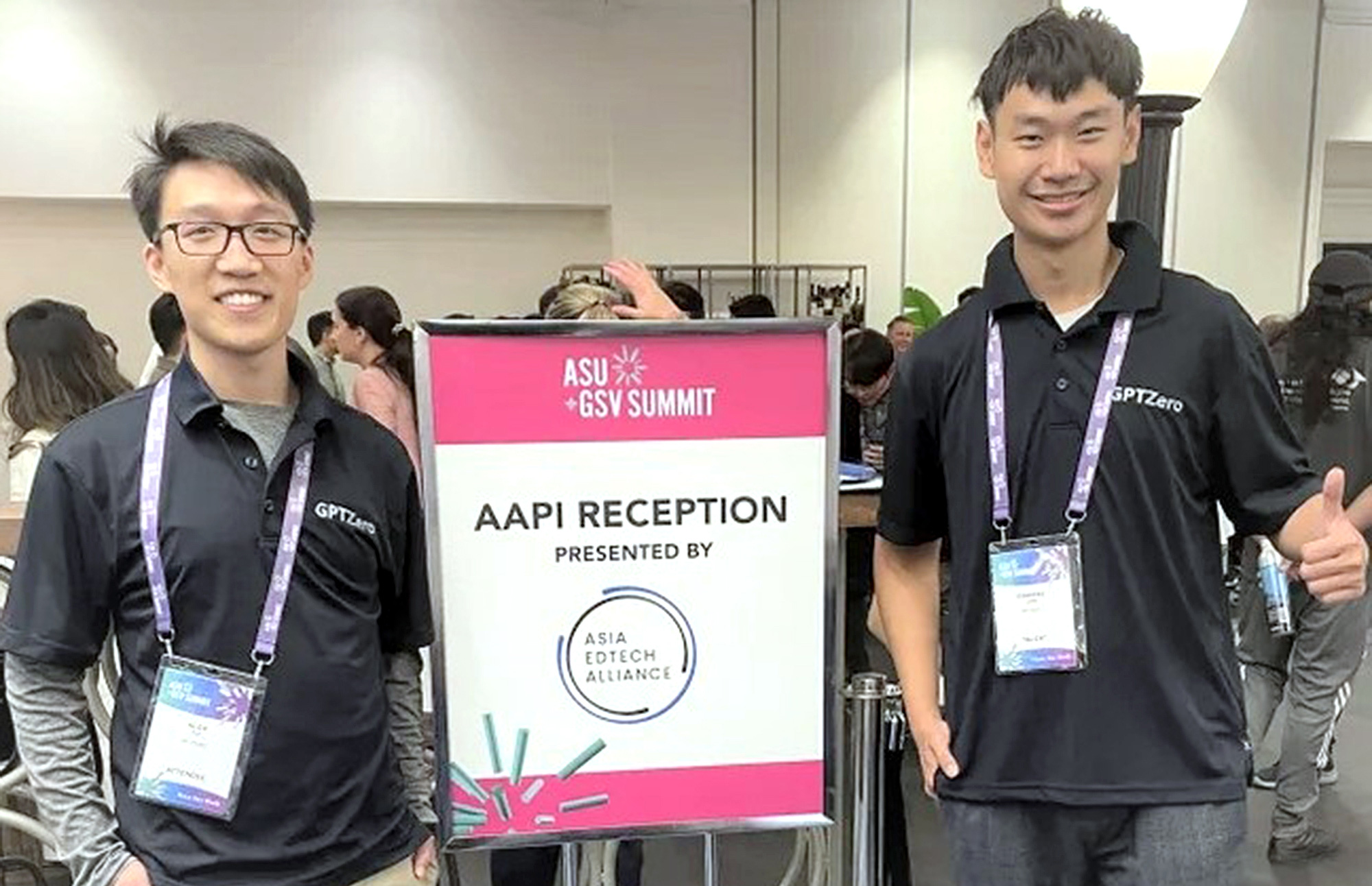 Edward Tian (phải), người sáng lập GPTZero - Ảnh: E.T. Edward Tian (phải), người sáng lập GPTZero - Ảnh: E.T.