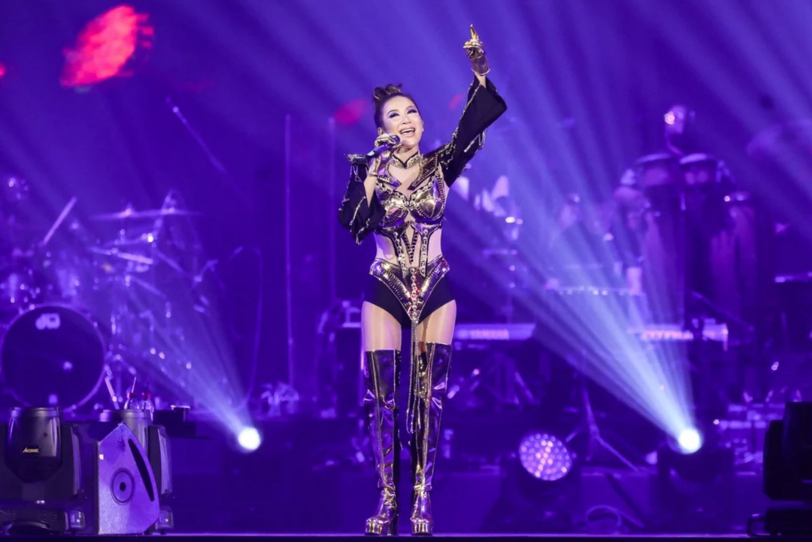 2019年6月21日に台北でパフォーマンスを行った女性歌姫ココ・リー - 写真:GETTY IMAGES 2019年6月21日に台北でパフォーマンスを披露した女性歌姫ココ・リー - 写真:GETTY IMAGES