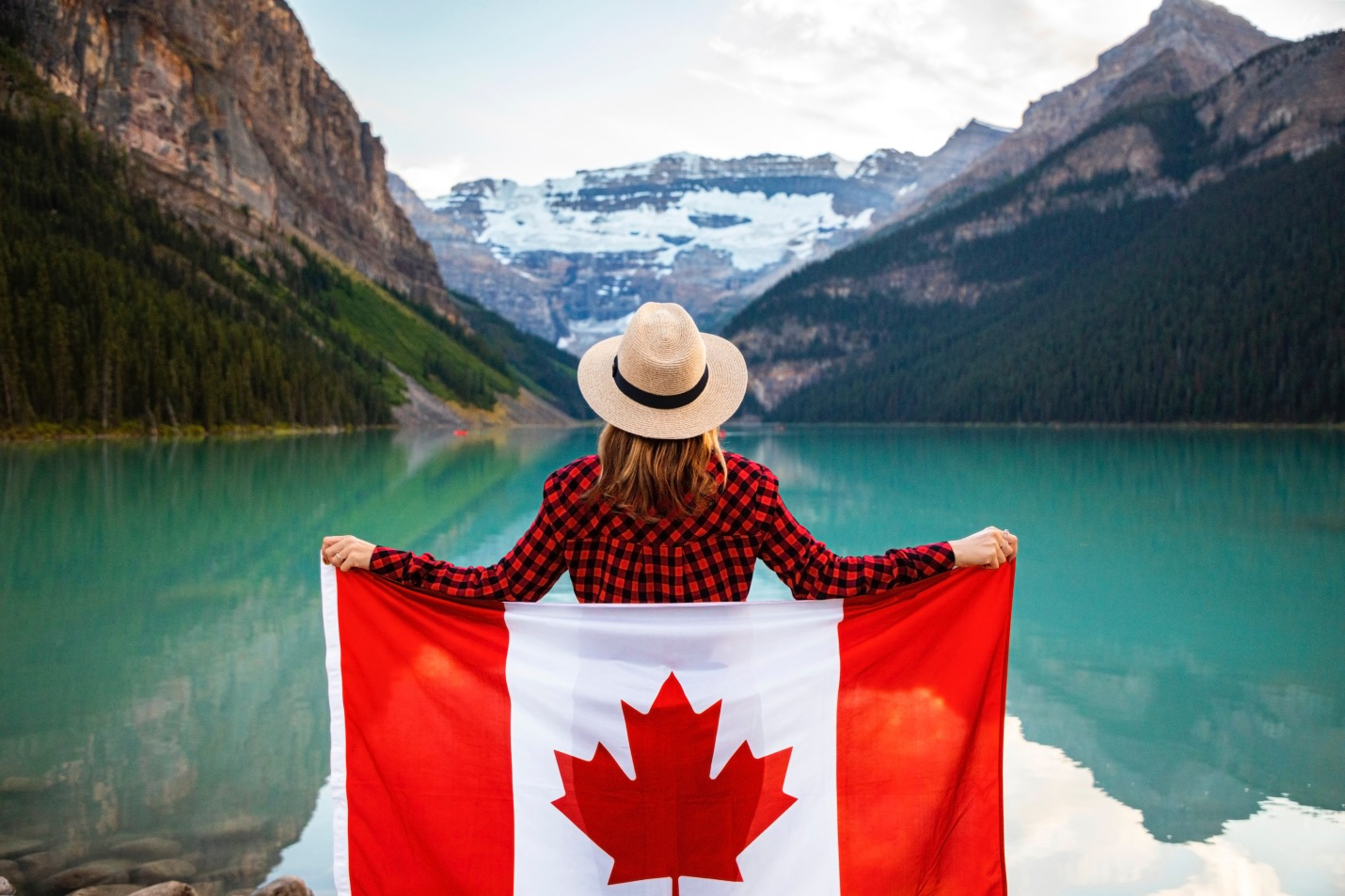 Canada đổi chuẩn IELTS với du học sinh nhiều quốc gia - Ảnh 1.