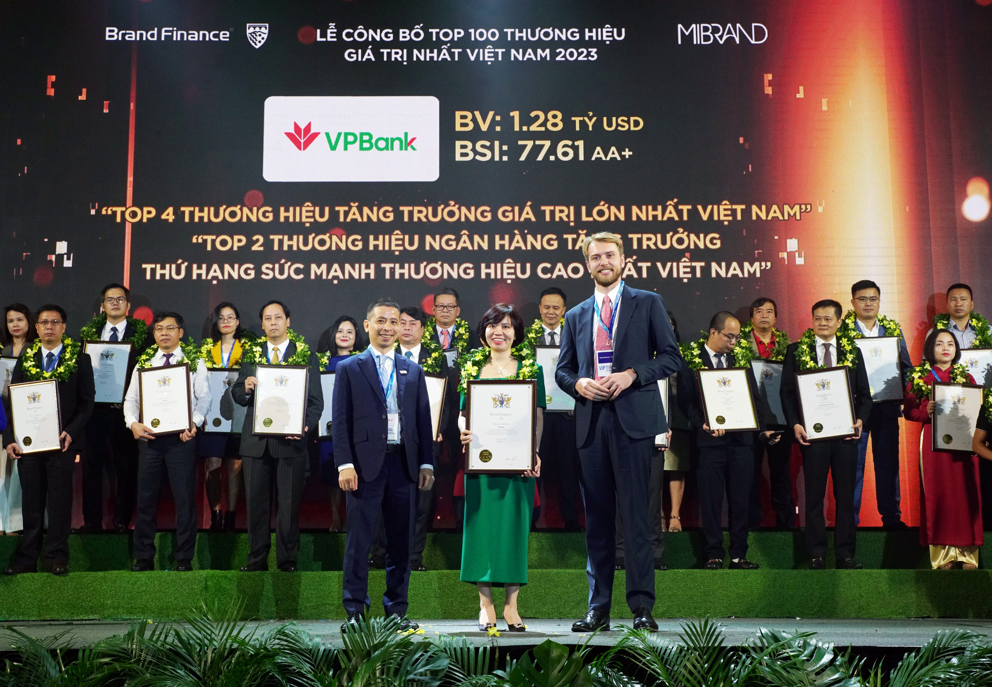 Vốn điều lệ của VPBank vươn lên dẫn đầu hệ thống- Ảnh 2. Tăng 32 bậc, giá trị thương hiệu VPBank đạt gần 1,3 tỉ USD