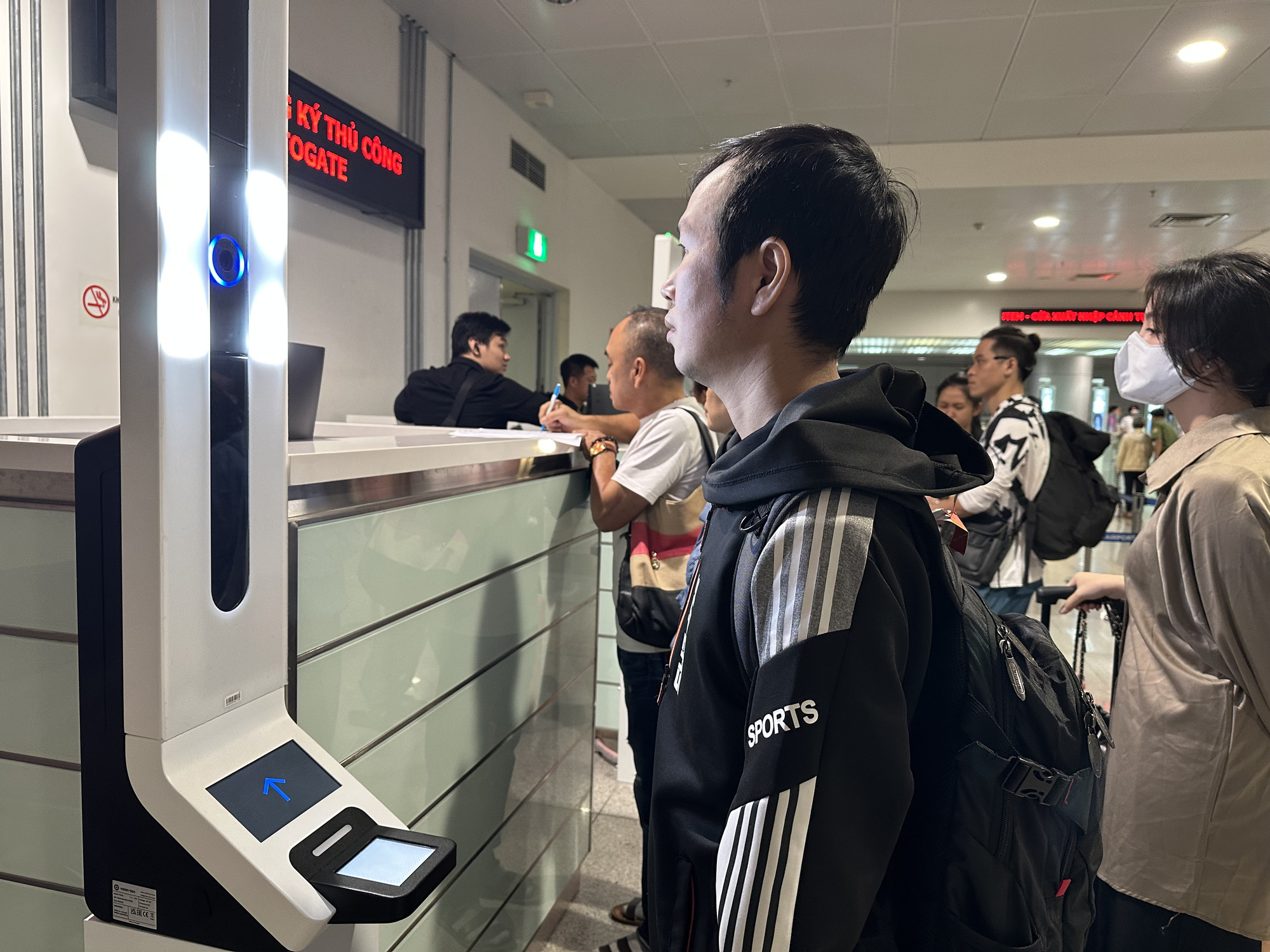 Chuyện 'lạ' ở sân bay - Tuổi Trẻ Online