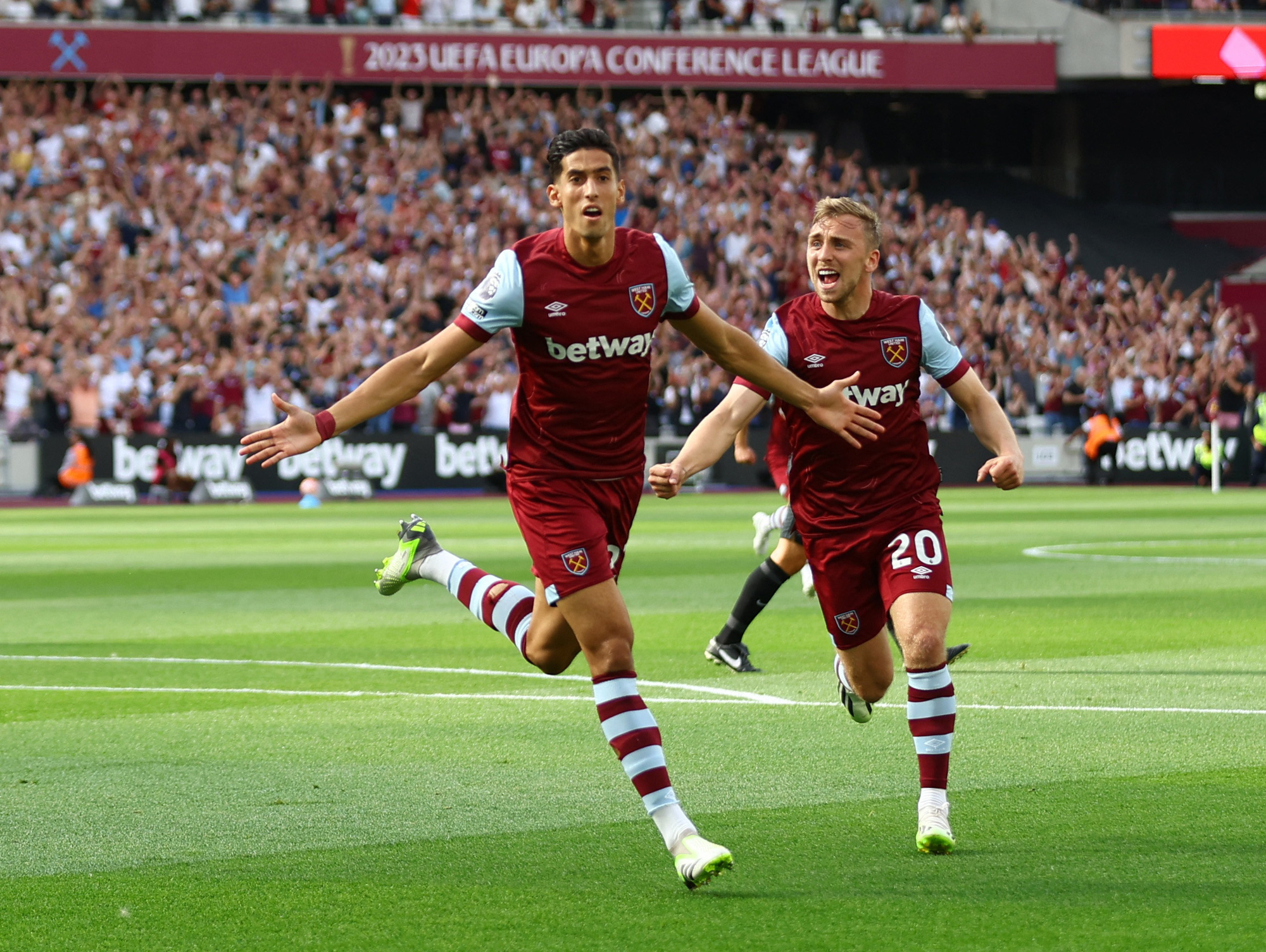 Enzo đá hỏng 11m, Chelsea thua 10 người West Ham 1-3 - Ảnh 1.