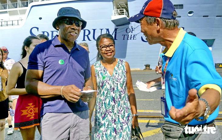 11 月 22 日の朝のニュース: ホーチミン市の多くの地域で週末の車両移動が制限されています。 バスチケットの値上げをしない提案 - 写真2. 2023年のベトナムへの外国人旅行者数は増加したが予想には届かなかった