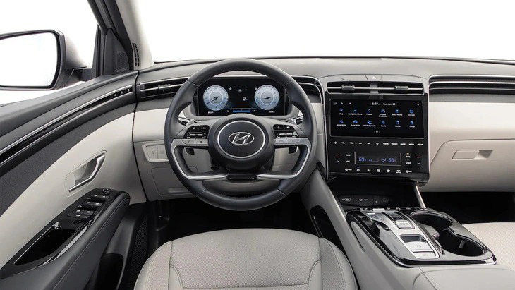The current reference interior of the Hyundai Tucson - Photo: Car and Drive