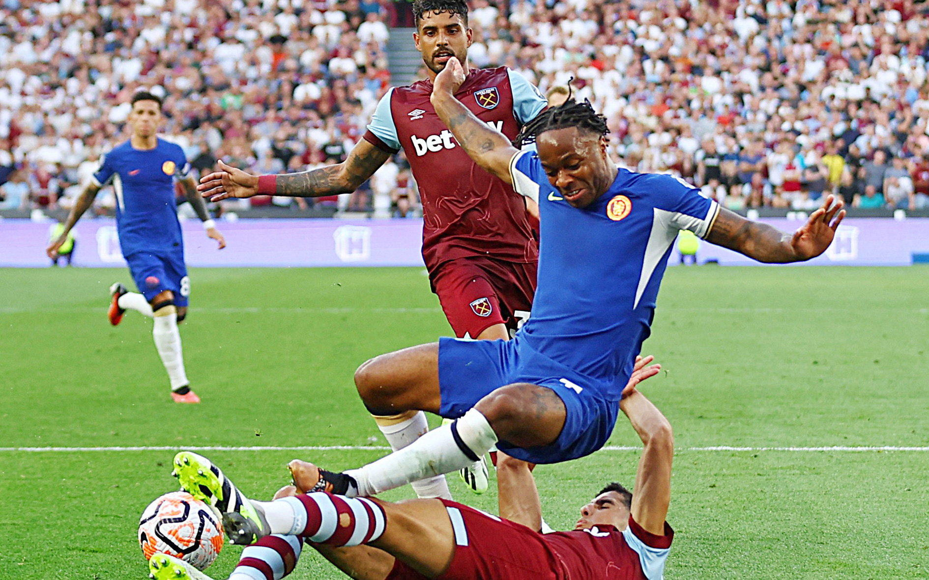 Đấu sớm vòng 3 Giải ngoại hạng Anh: Chelsea tìm cách gượng dậy