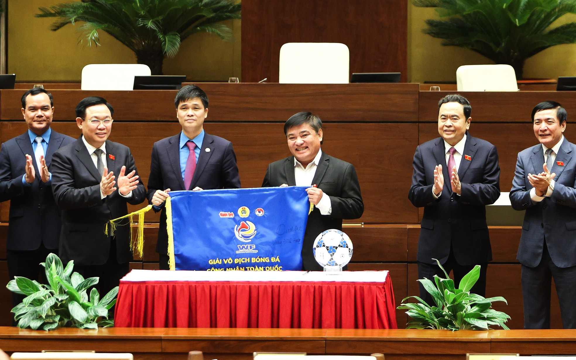 9h sáng nay, họp báo và bốc thăm xếp lịch Giải vô địch bóng đá công nhân toàn quốc 2023