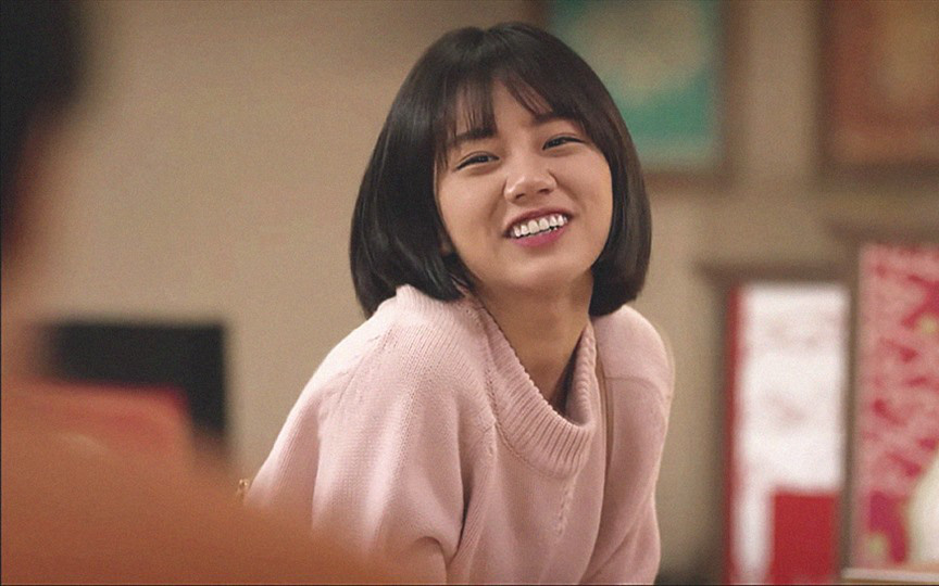 Ca sĩ Park Bo Ram hát nhạc phim Reply 1988 đột ngột qua đời- Ảnh 4. Hãng máy bay Mỹ xin lỗi diễn viên Lee Hyeri của