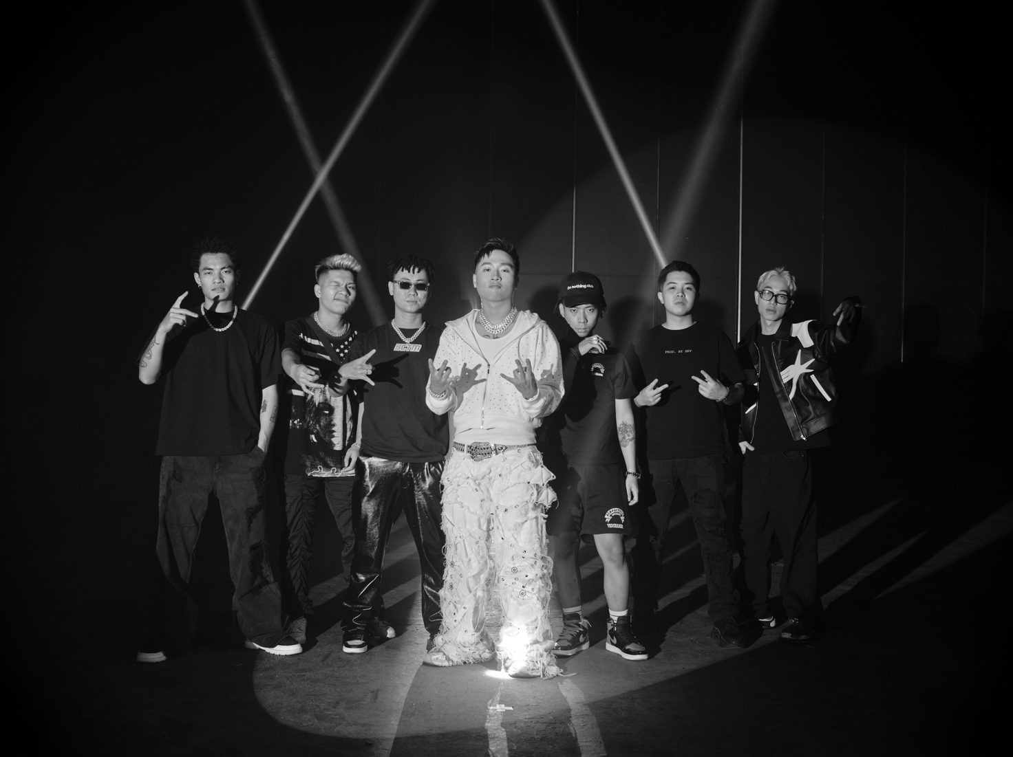 24k.Right: 'Thi xong Rap Việt đã có thiên thời, địa lợi, nhân hòa ...