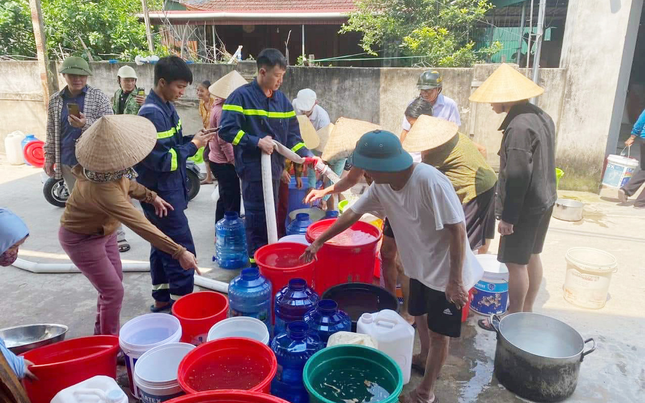 Xã đảo ở Quảng Nam 'khát' nước sạch, than giá nước công ty cấp thoát nước lại quá cao - Ảnh 5.