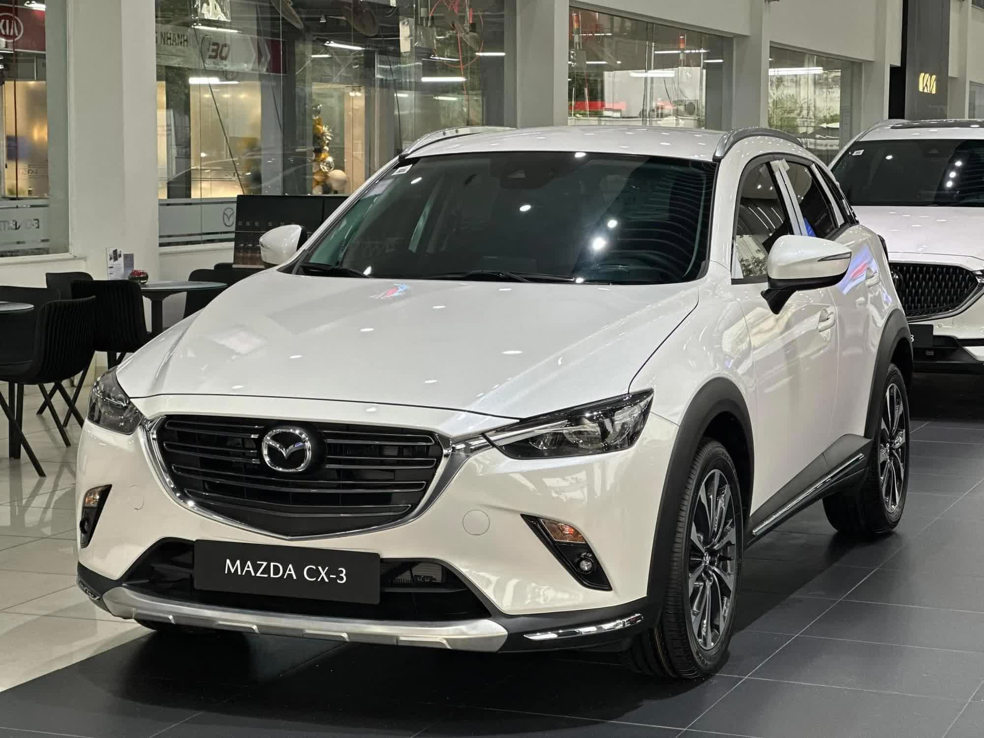 The Mazda CX-3 remains in the price adjusted list this time too.  With the new price, the Mazda CX-3 becomes the second cheapest car in the B-size SUV segment after the MG ZS - Photo: Mazda Dealer/Facebook 