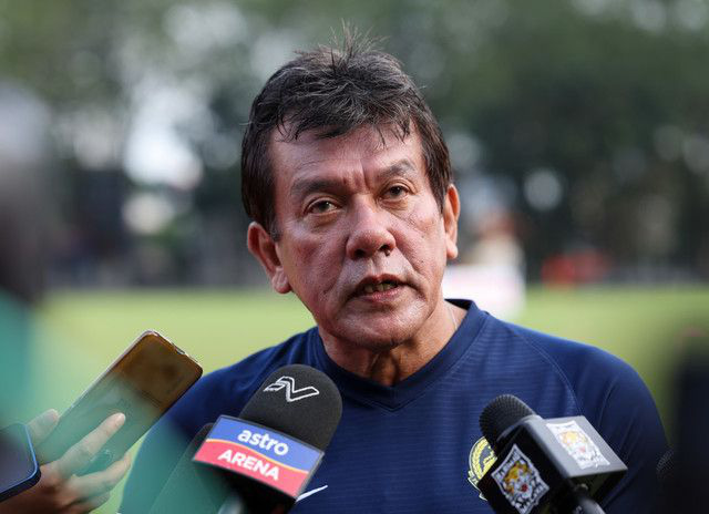 HLV tuyển U23 Malaysia từ chức - Ảnh 1. Ông E. Elavarasan từ chức HLV tuyển U23 Malaysia - Ảnh: Bernama