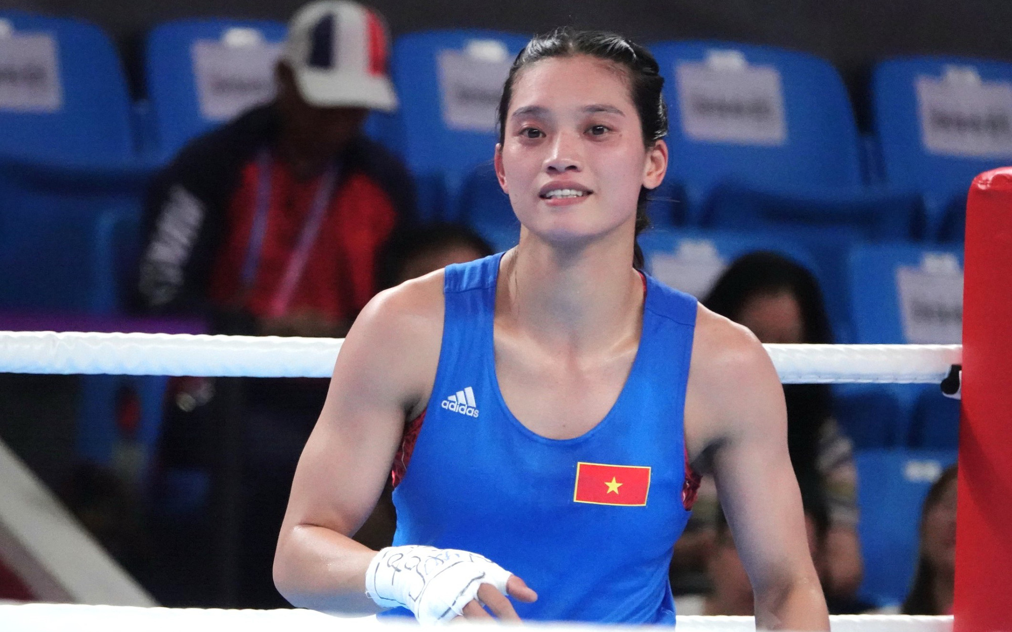 Bất ngờ khi Kim Ánh giành suất dự Olympic 2024- Ảnh 5. Asiad 19: Võ sĩ boxing Nguyễn Thị Tâm thua nhà vô địch thế giới