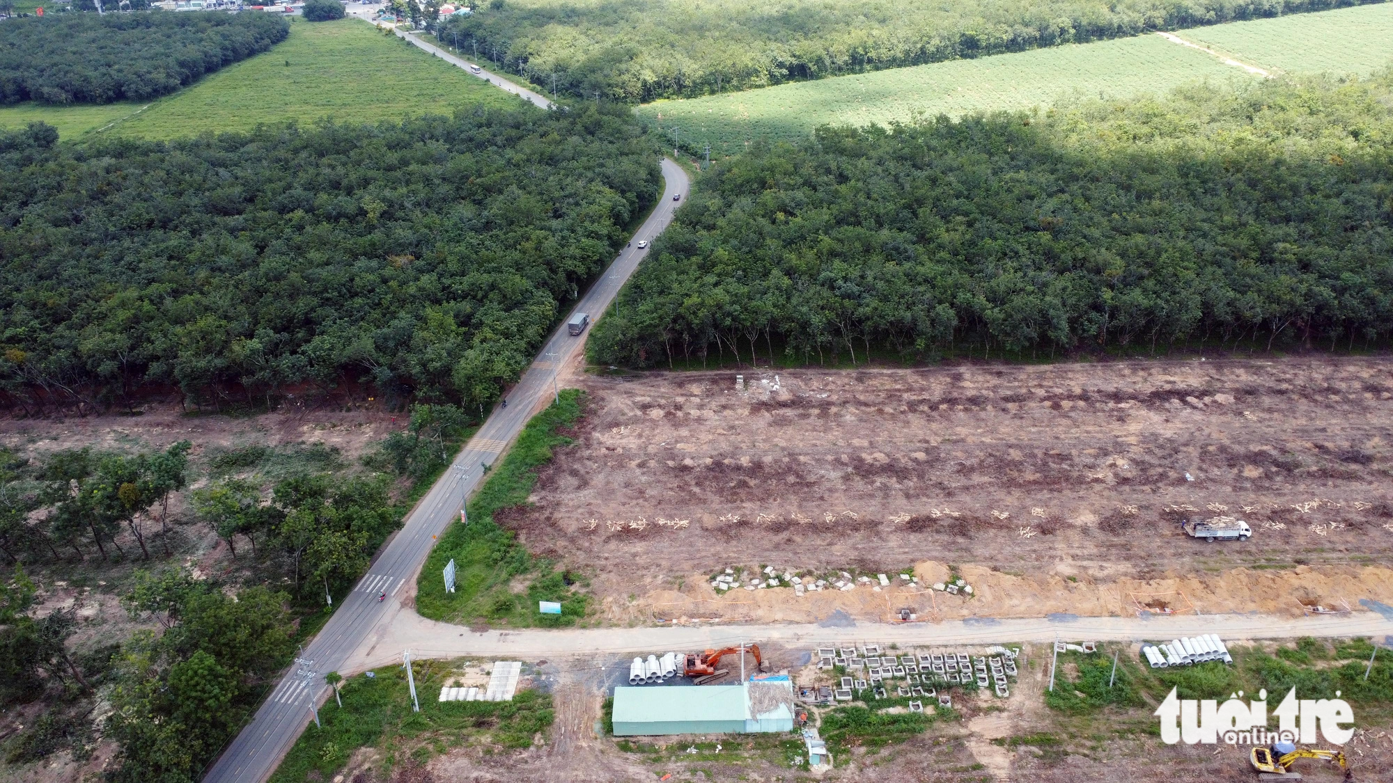 Giải phóng mặt bằng và giải ngân vốn đầu tư tại dự án cao tốc Biên Hòa - Vũng Tàu còn chậm. Trong ảnh: Nơi triển khai dự án tái định cư Long Đức phục vụ cao tốc Biên Hòa - Vũng Tàu - Ảnh: A LỘC