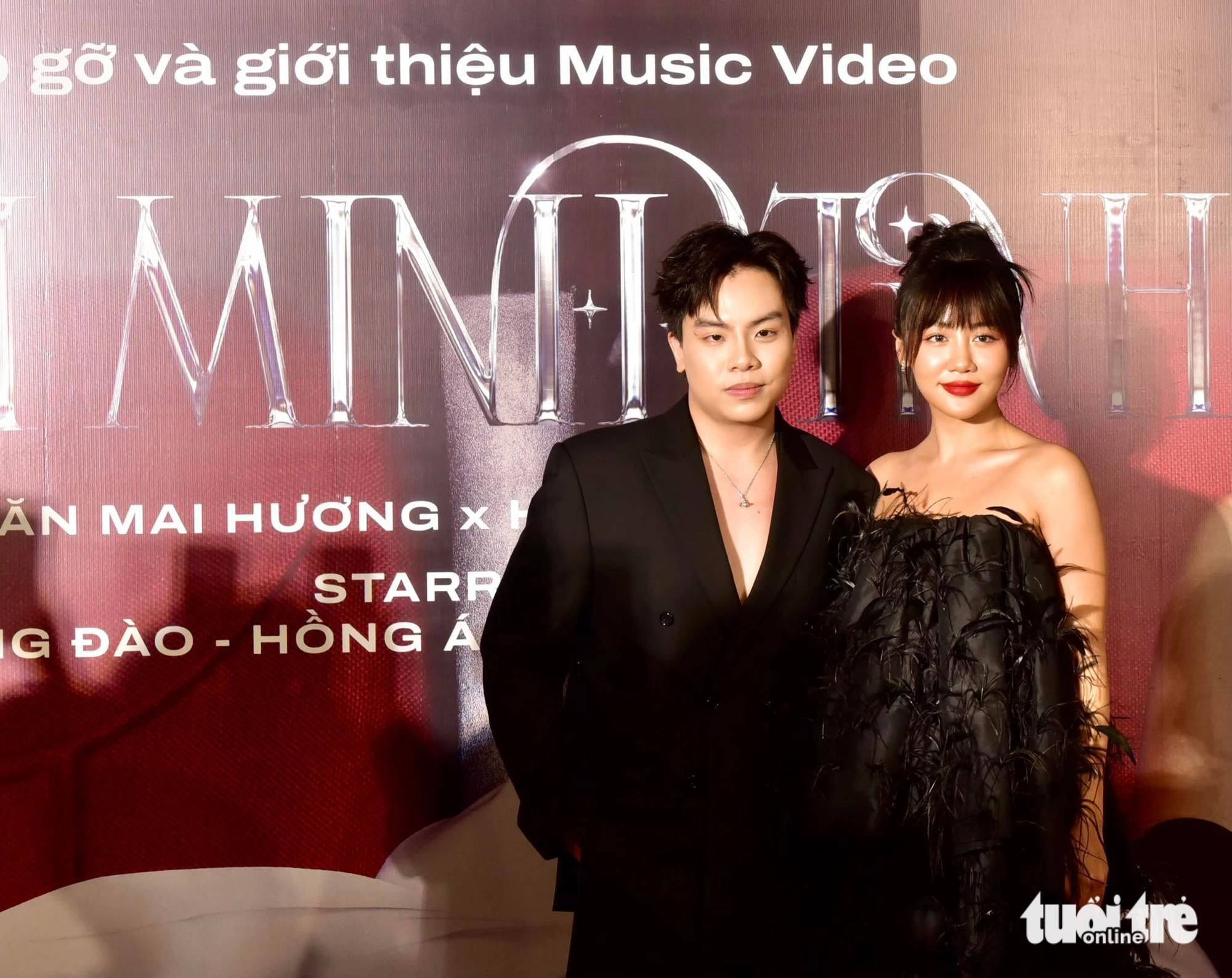 Van Mai Huong と Hua Kim Tuyen は多くのコラボレーション製品を通じてお互いを愛しています - 写真: TTD