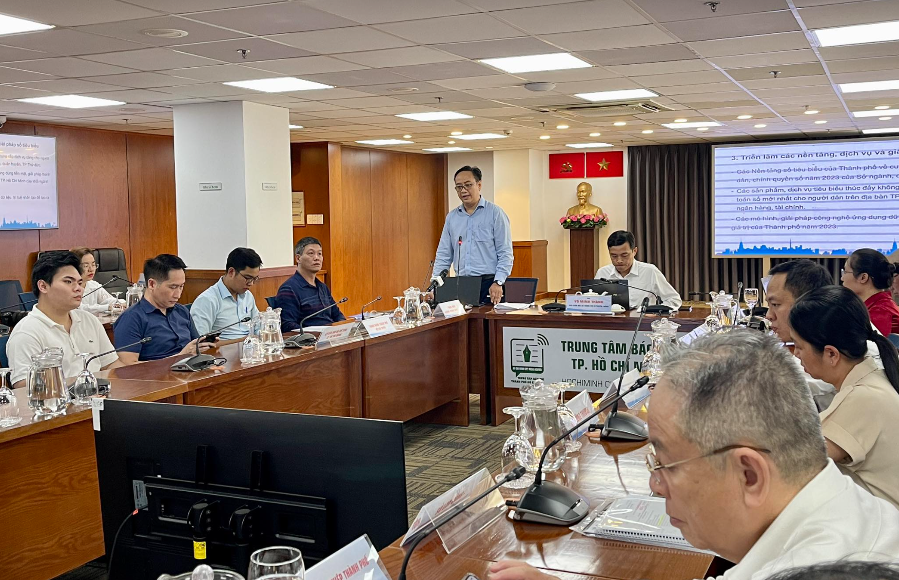 Sở Thông tin và Truyền thông TP.HCM giới thiệu Tuần lễ chuyển đổi số TP.HCM năm 2023 - Ảnh: ĐỨC THIỆN Sở Thông tin và Truyền thông TP.HCM giới thiệu Tuần lễ chuyển đổi số TP.HCM năm 2023 - Ảnh: ĐỨC THIỆN