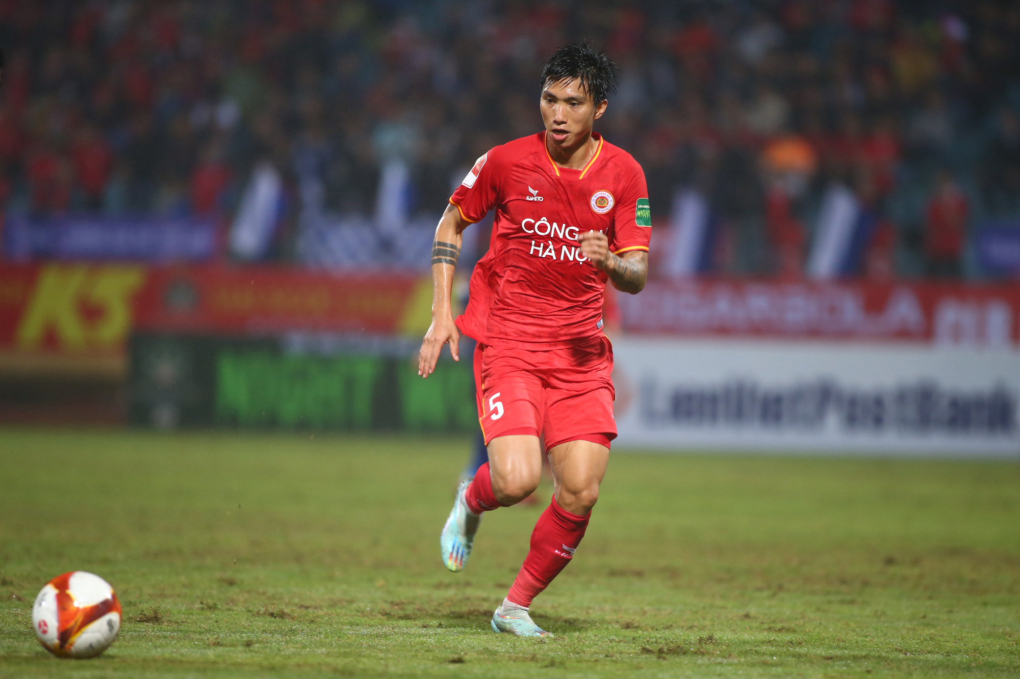 Tuyển Việt Nam vắng Đoàn Văn Hậu vì chấn thương - Tuổi Trẻ Online Tuyển Việt Nam vắng Đoàn Văn Hậu vì chấn thương - Tuổi Trẻ Online