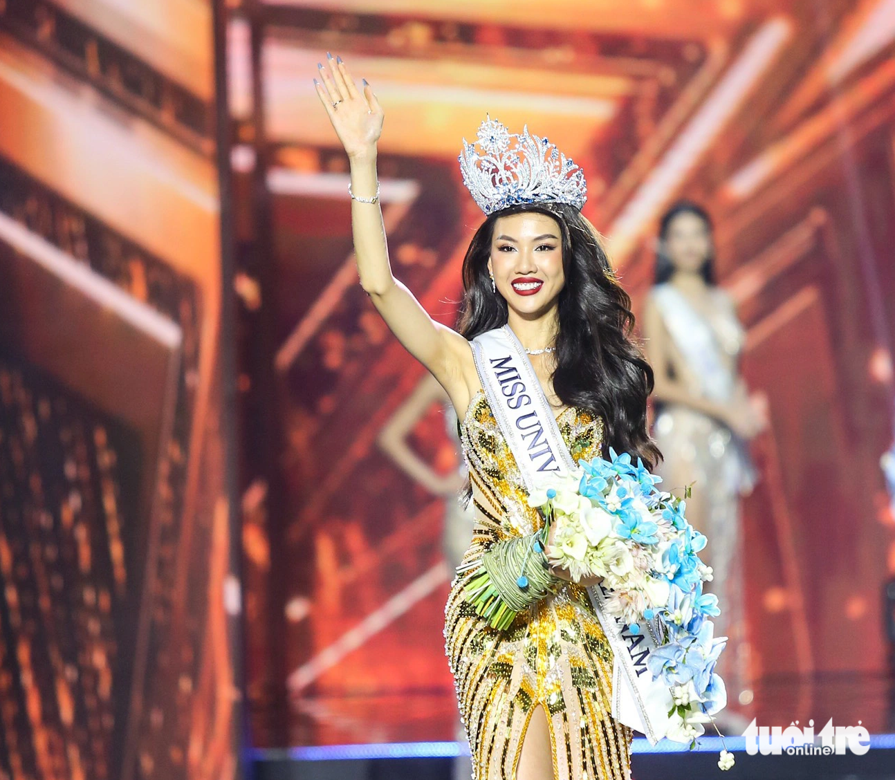 Bùi Quỳnh Hoa đăng quang Miss Universe Vietnam 2023 - Ảnh: PHƯƠNG QUYÊN