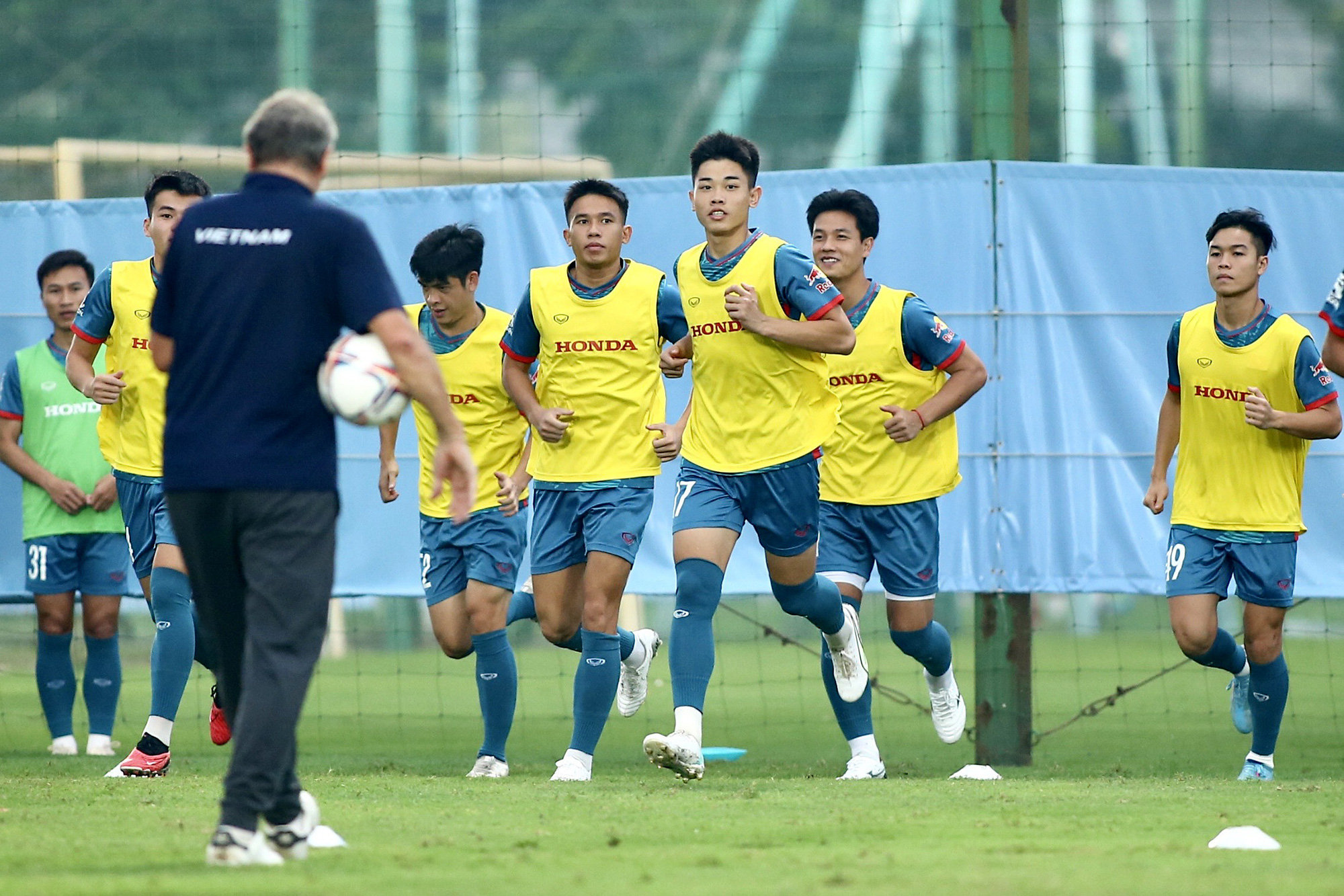 除了第 32 屆東南亞運動會的主要面孔外，越南 U23 隊還增加了 Nguyen Dinh Bac 和 Vo Hoang Minh Khoa 等年輕天才 - 照片：HOANG Tung