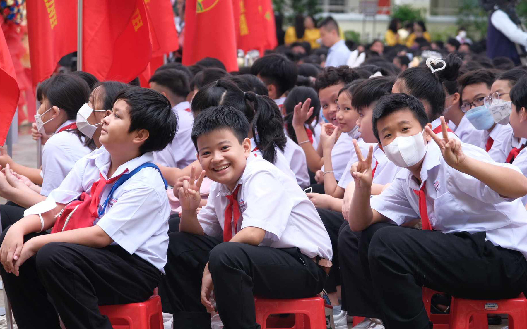 Hơn 22 triệu học sinh cả nước khai giảng năm học mới