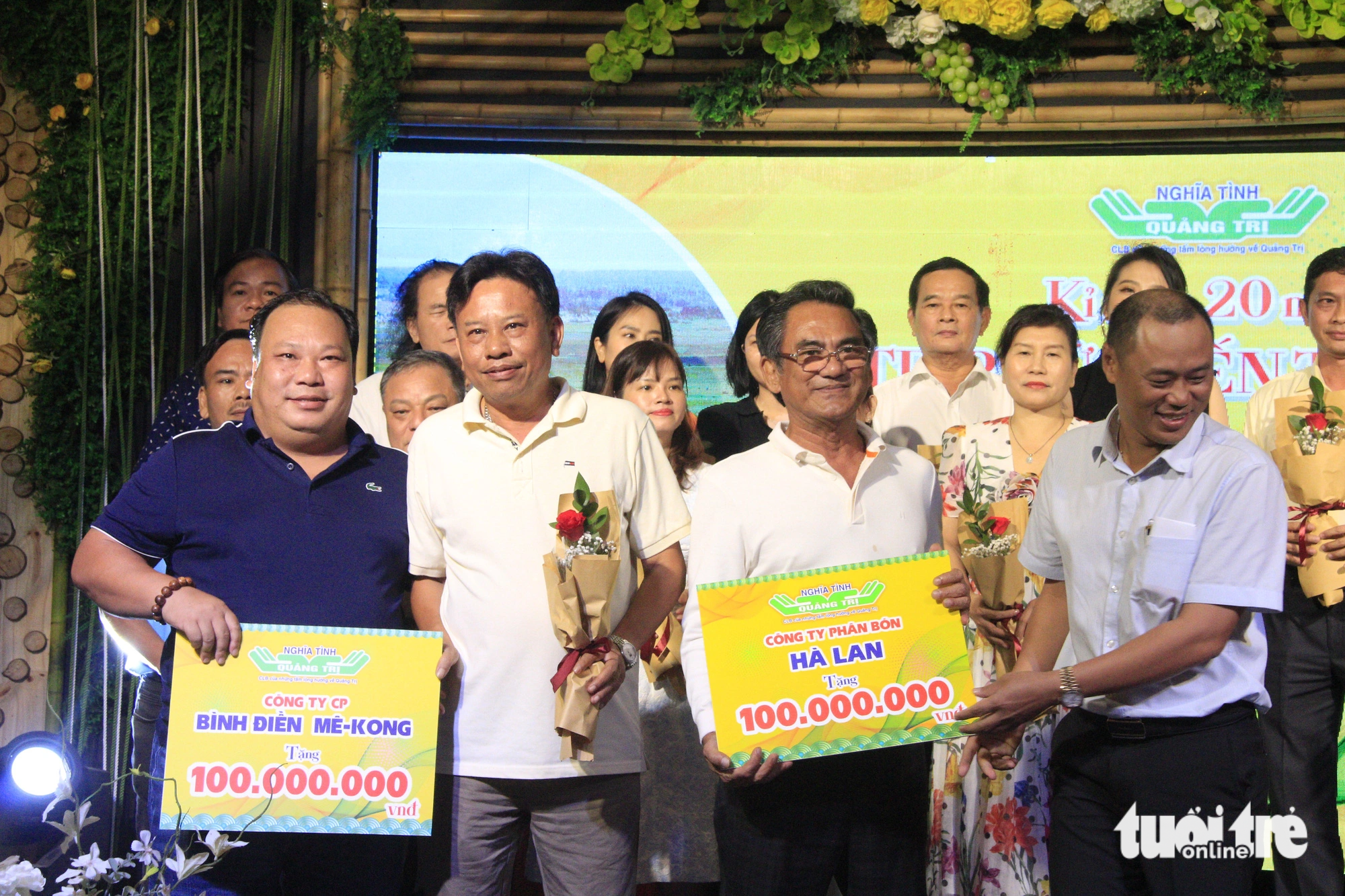 Over the past 20 years, Quang Tri Friendship Club has donated 2,566 scholarships with a total budget of more than 17 billion VND - Photo: Kong Million