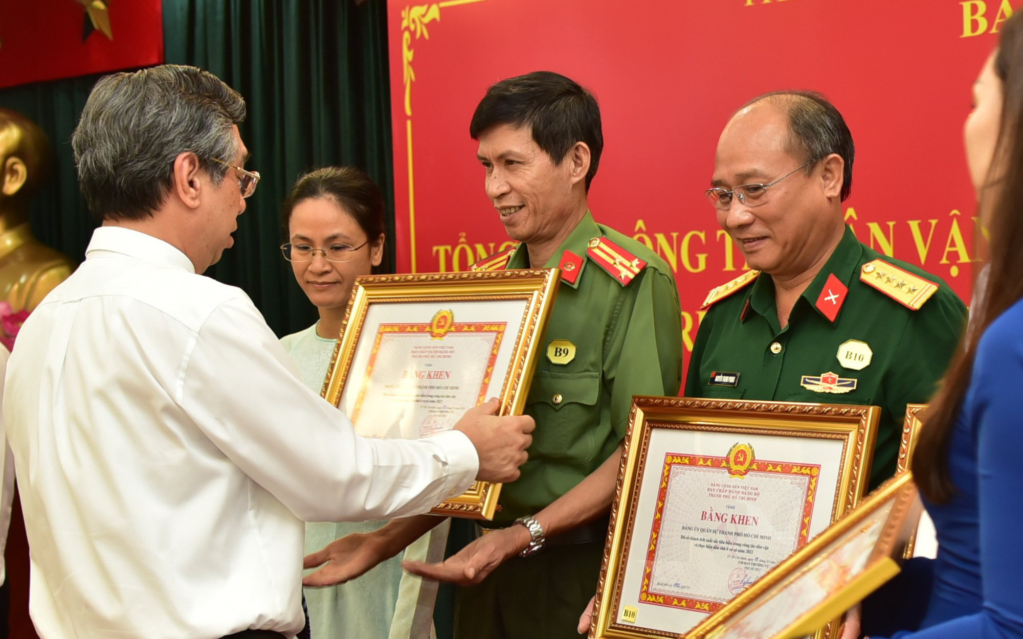 Học ngoại ngữ để làm ngoại giao, kết nối thanh niên thế giới vì hòa bình- Ảnh 6. Công tác dân vận TP.HCM phải thích ứng linh hoạt với áp lực tăng trưởng