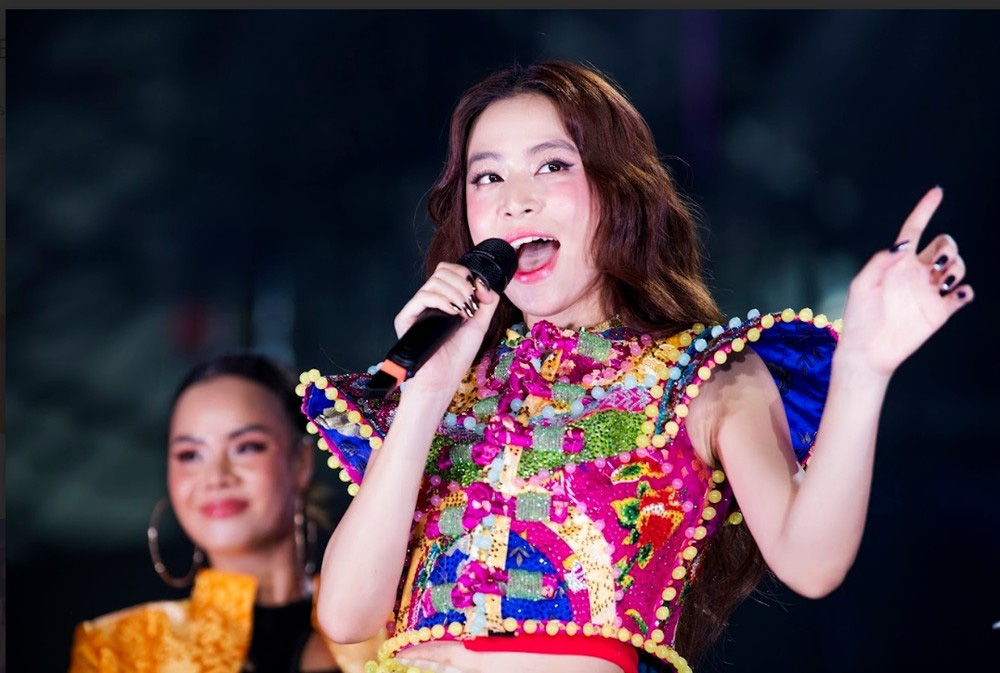 新星としてのホアン・トゥイ・リンは、スキャンダルのため2023年に多くのことを逃した - 写真: NVCC 