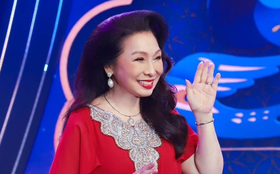 Nghệ sĩ cải lương Bạch Tuyết đưa lý, vọng cổ vào nhạc trẻ- Ảnh 5. Nghệ sĩ cải lương Bạch Tuyết vào top 50 phụ nữ châu Á có tầm ảnh hưởng lớn