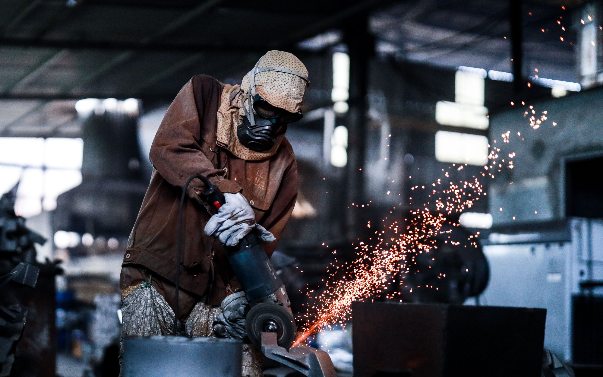 Cưỡng chế vi phạm bảo hiểm xã hội hơn 4,4 tỉ đồng, nộp phạt chỉ 1%