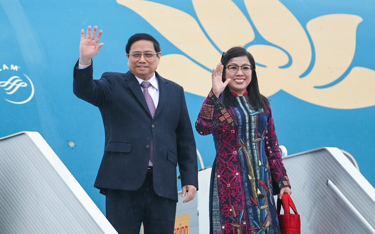 Thủ tướng Hungary Viktor Orbán chủ trì lễ đón
Thủ tướng Phạm Minh Chính- Ảnh 6. Thủ tướng Phạm Minh Chính bắt đầu thăm chính thức Hungary