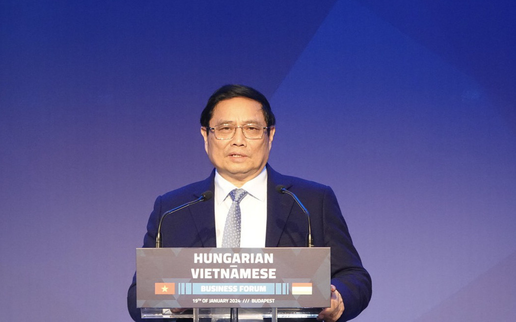 'Việt Nam là điểm đến ổn định trong thế giới bất ổn'- Ảnh 2. Thủ tướng Việt Nam, Hungary cùng mời gọi đầu tư