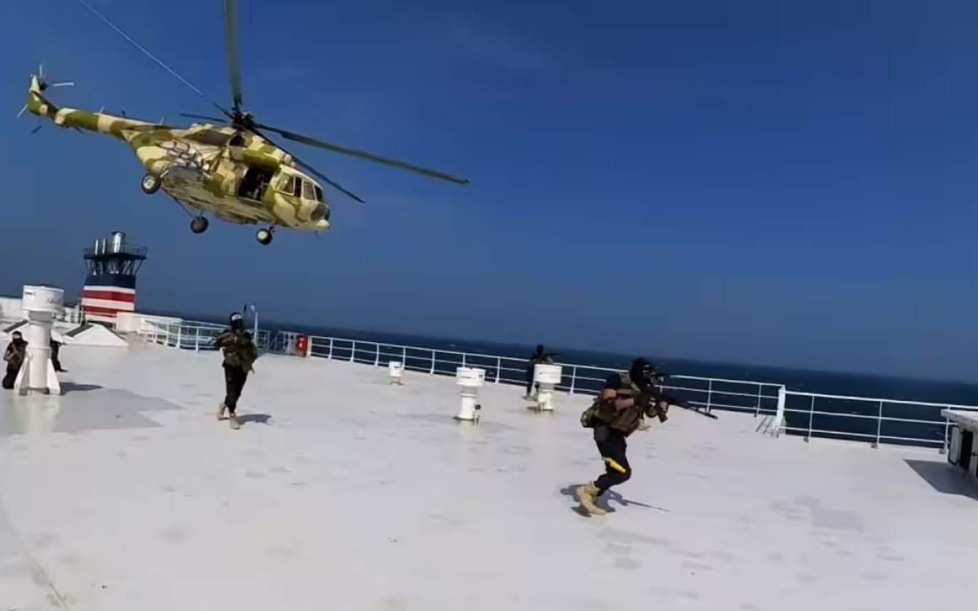 Trung Quốc âm thầm thúc giục Iran kiềm chế Houthi ở Biển Đỏ?- Ảnh 2. Houthi nói Biển Đỏ an toàn cho tàu Nga, Trung Quốc