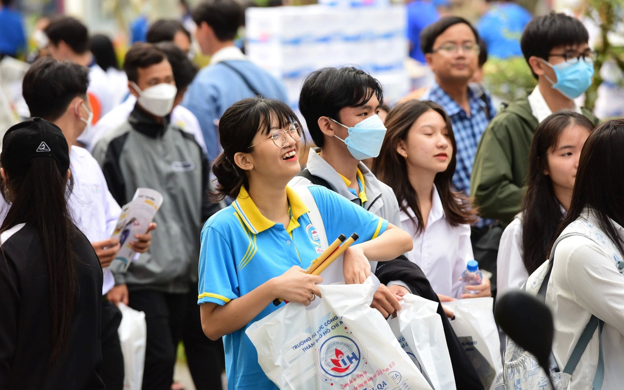 Nhiều trường đại học lần đầu tuyển sinh ngành thiết kế vi mạch - bán dẫn- Ảnh 5. Cuối tuần này tư vấn tuyển sinh, hướng nghiệp tại Huế, Đà Nẵng