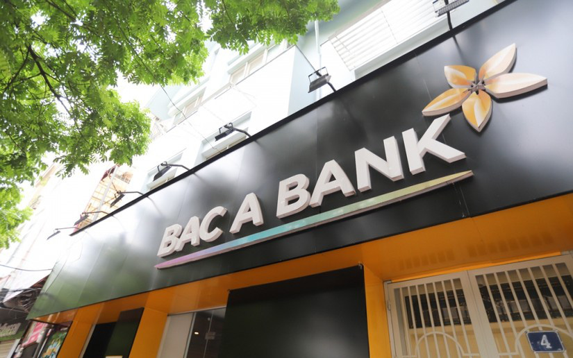 Ôm cổ phiếu thép 'quốc dân', đại gia địa ốc lãi to nhưng lỗ vì cầm STB, MWG- Ảnh 3. Ngân hàng thu từ cho vay giảm, lãi chứng khoán tăng đột biến, có bất thường?