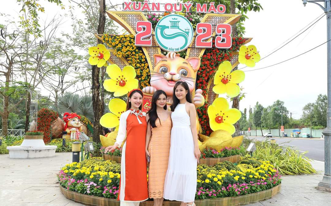 Cần Thơ làm đường hoa nghệ thuật tại vị trí cũ trên đường Võ Văn Tần - Ảnh 2.
