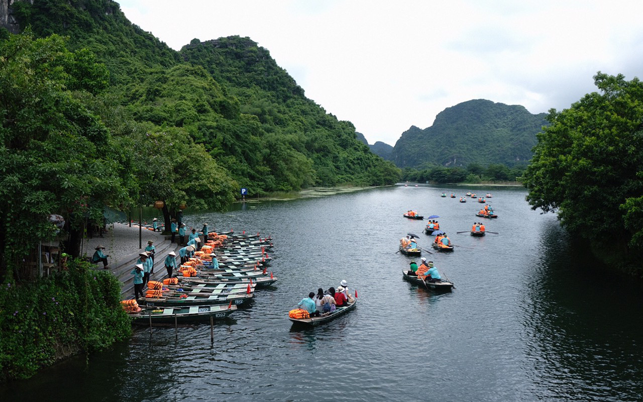 Tràng An trở thành một hình mẫu về phát triển kinh tế và du lịch bền vững- Ảnh 2. Khám phá Tràng An sau 10 năm thành di sản thế giới