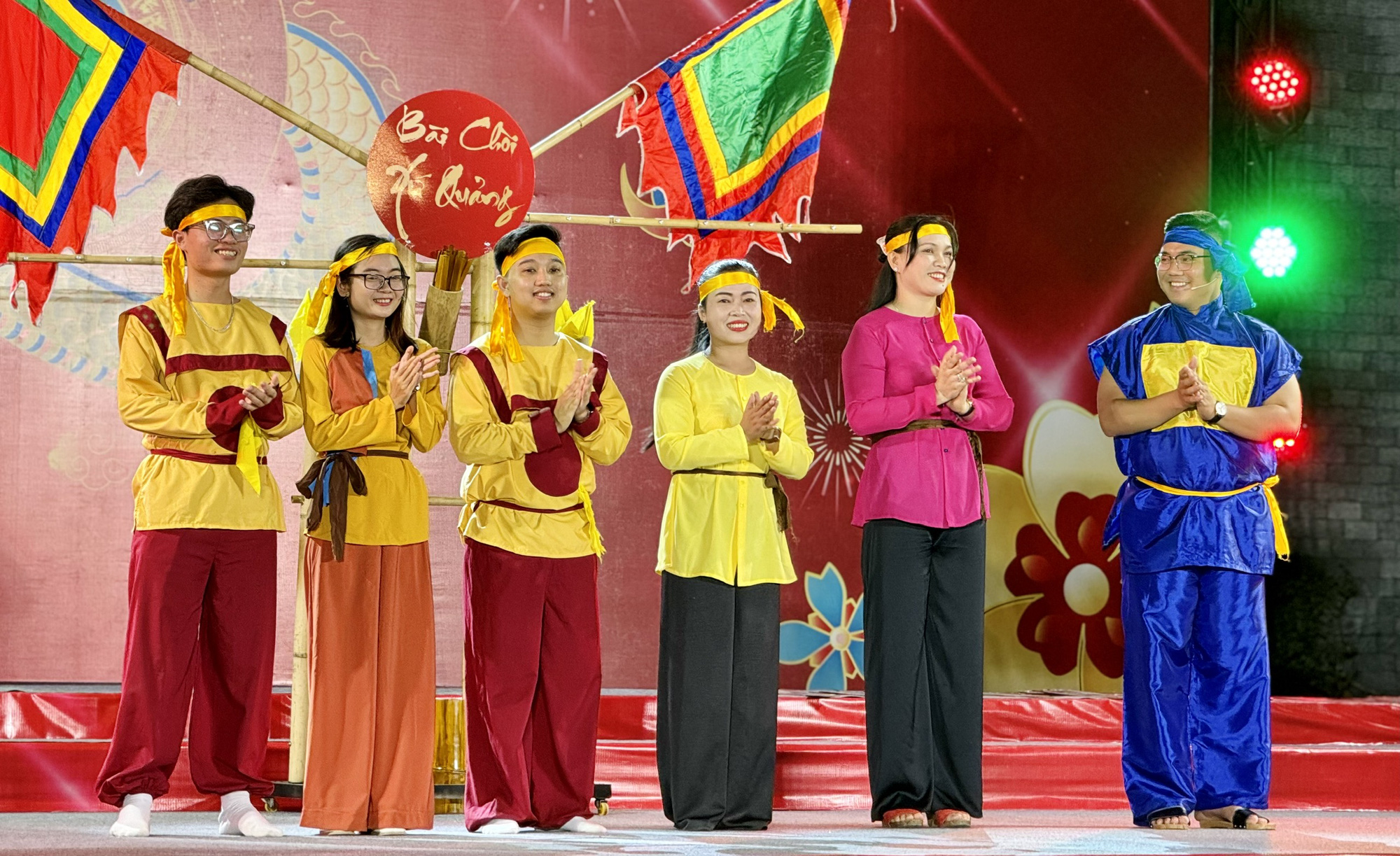 À ơi Phố mong muốn quảng bá nghệ thuật bài chòi đến đông đảo nhiều người - Ảnh: HOÀI PHƯƠNG