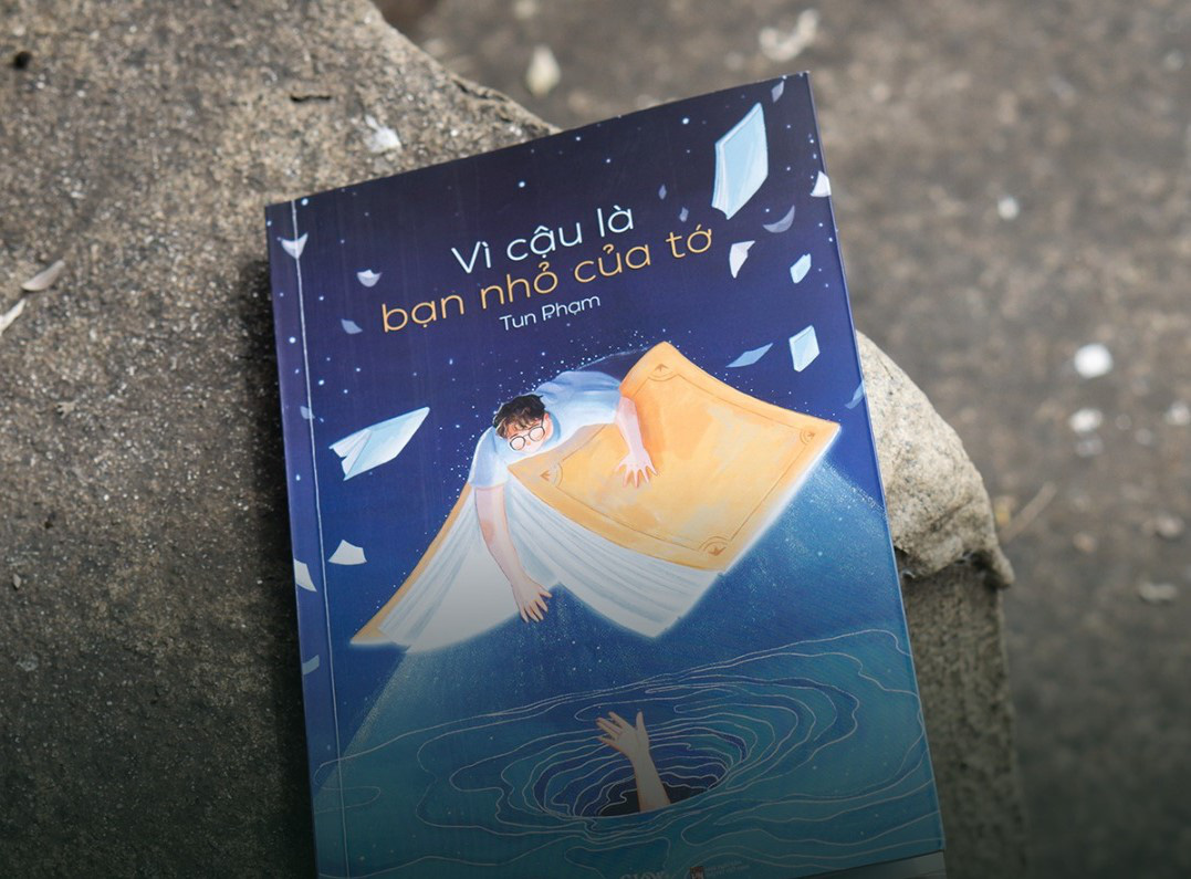 Book Because You're My Boyfriend (著者 Tun Pham) 発行: Glow Books Publishing House - 写真: Glow Books