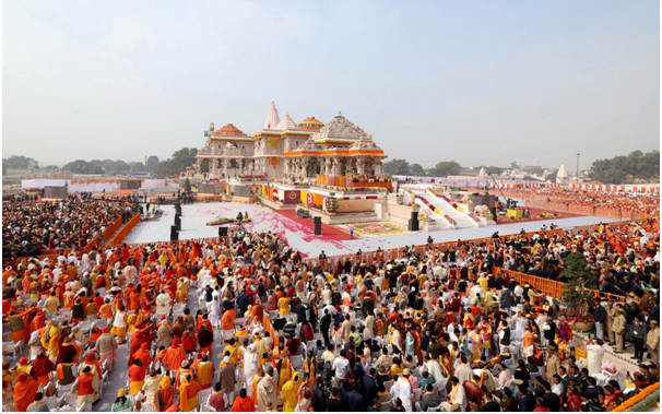 Thánh địa Mecca nóng như đổ lửa, ít nhất 19 người chết- Ảnh 5. Du lịch hành hương sẽ mang lại lợi nhuận khổng lồ cho Ấn Độ