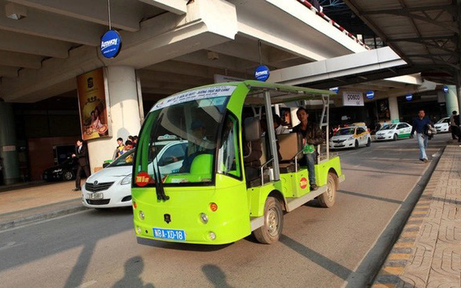 Tiếp tục thí điểm xe điện 4 bánh phục vụ du lịch- Ảnh 3. TP.HCM bắt đầu thí điểm chạy xe điện 4 bánh chở khách du lịch