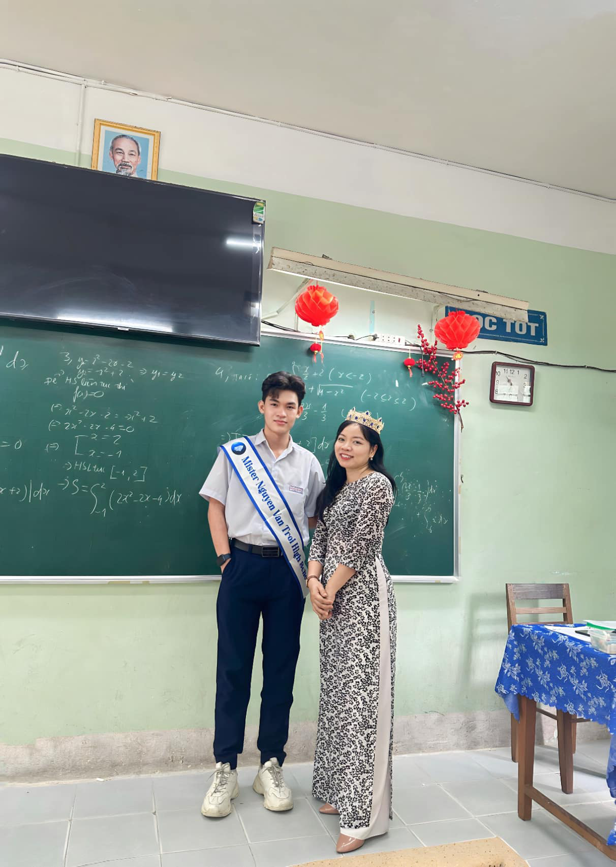 Bất ngờ thành mister THPT Nguyễn Văn Trỗi (Khánh Hòa) nhờ hát tặng crush- Ảnh 5.