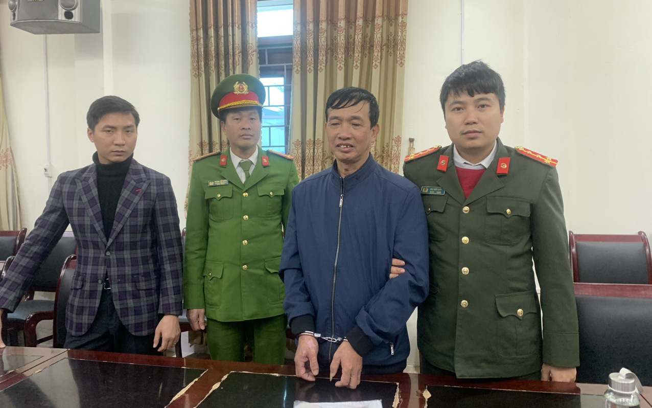 Bắt ông Trương Huy San (Osin Huy Đức) và ông Trần Đình Triển- Ảnh 2. Bắt người lên Facebook livestream chống phá Đảng, Nhà nước