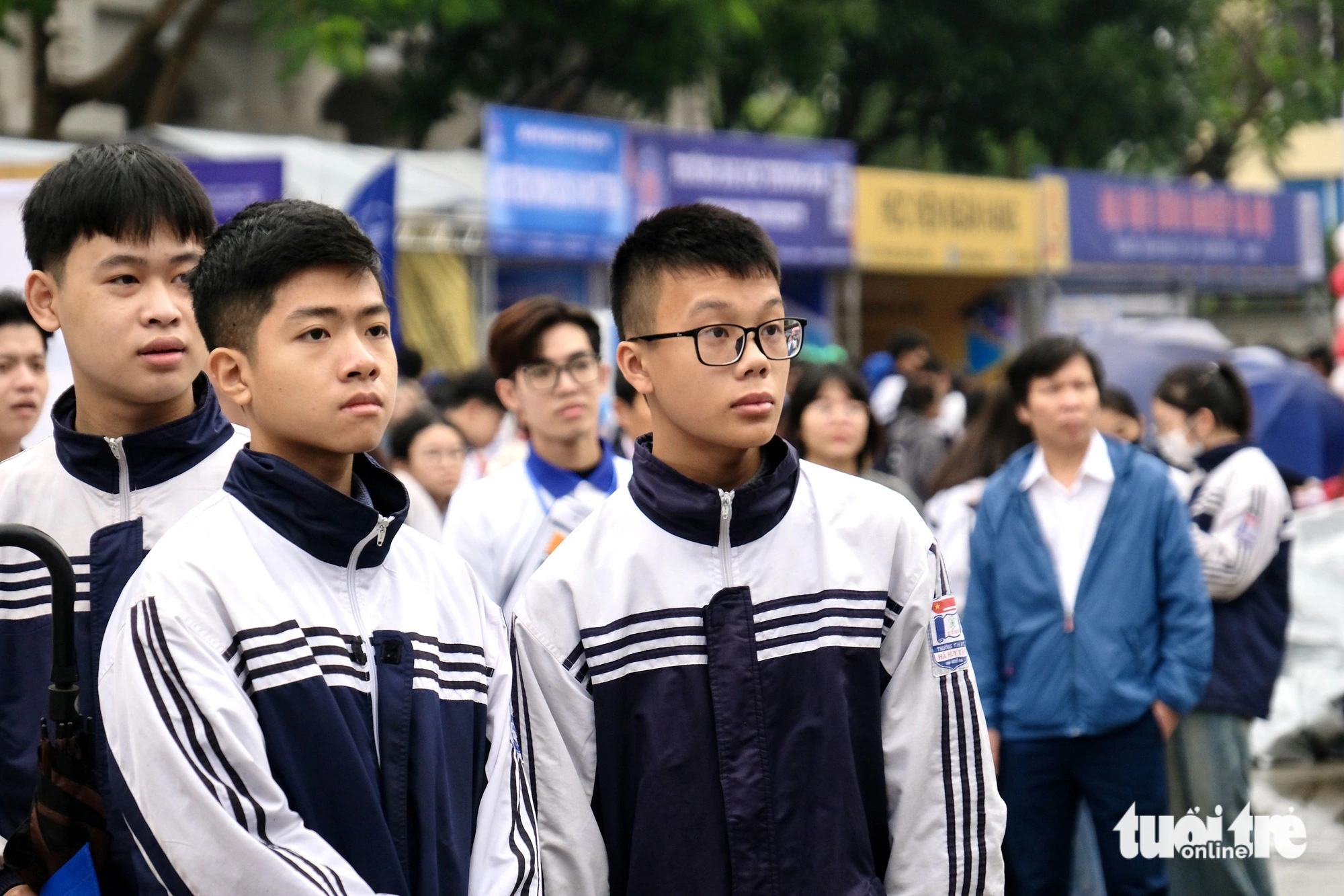 Học viện Kỹ thuật mật mã tăng điểm cộng với thí sinh có chứng chỉ tiếng Anh quốc tế- Ảnh 1. Học sinh tham dự chương trình tư vấn tuyển sinh - hướng nghiệp năm 2024 do báo Tuổi Trẻ phối hợp với các đơn vị tổ chức - Ảnh: NGUYÊN BẢO