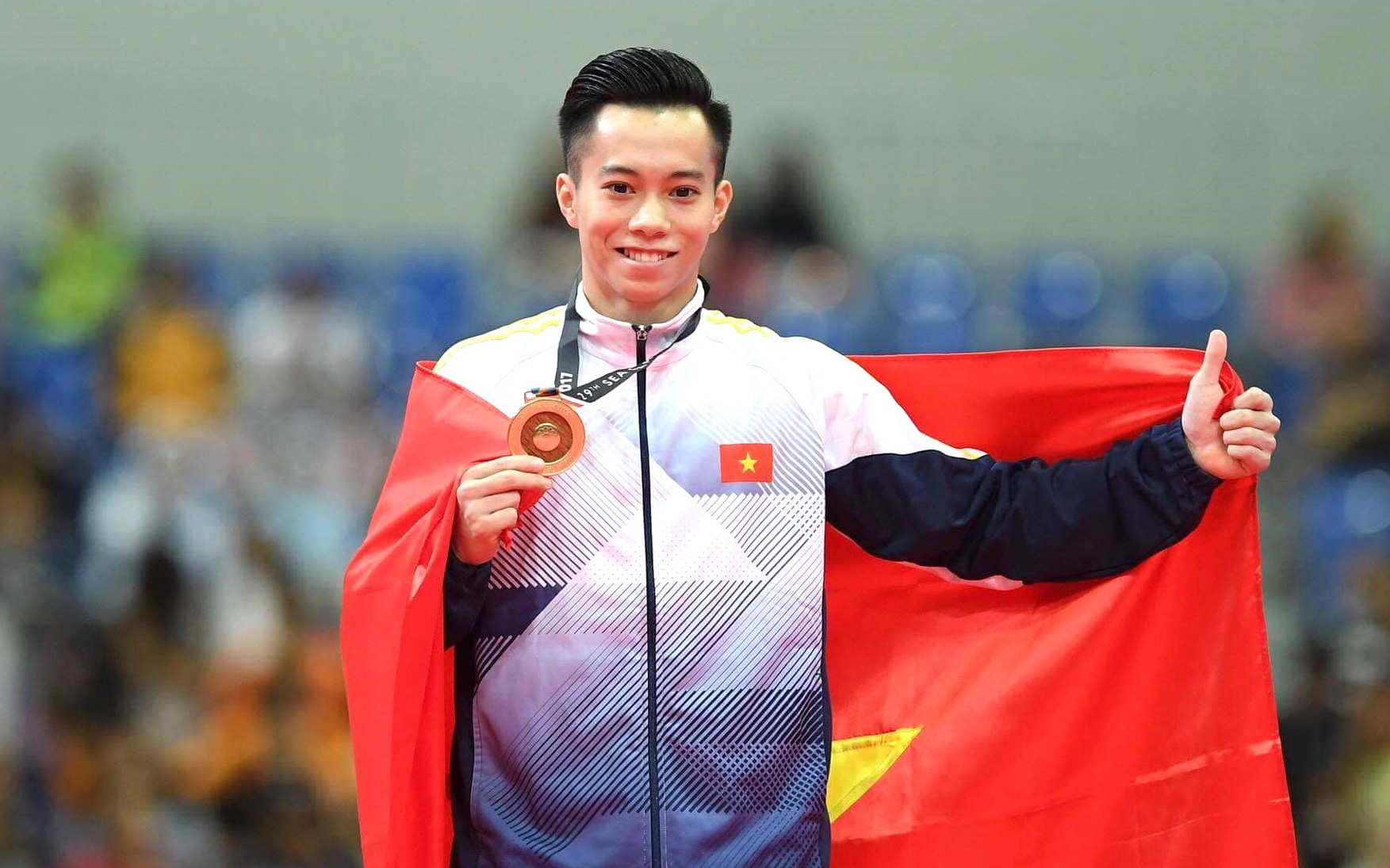 Thể dục dụng cụ Việt Nam không giành được vé chính thức đến Olympic Paris- Ảnh 2. Nhà vô địch thể dục dụng cụ châu Á Lê Thanh Tùng: Chưa phải lúc để dừng lại