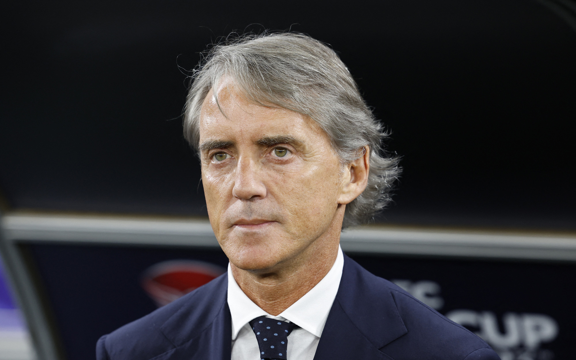 6 cầu thủ chống đối HLV Mancini tại Asian Cup 2023 bị phạt nặng- Ảnh 2. HLV Mancini xin lỗi do bỏ đi ở loạt sút luân lưu của Saudi Arabia