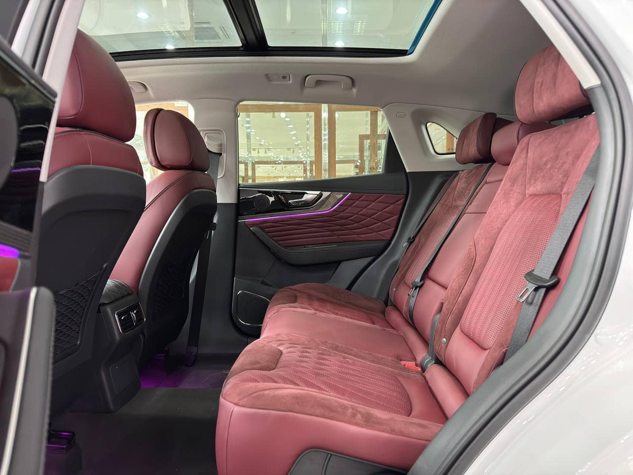 Hongqi HS5 đến Việt Nam với giá 959 triệu, trang bị nhiều công nghệ đấu Hyundai Santa Fe- Ảnh 8.