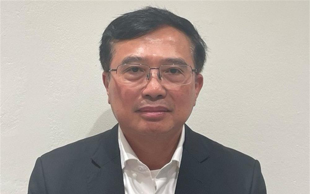Đồng tiền đi liền... Bắt cựu thứ trưởng Bộ Công Thương Hoàng Quốc Vượng