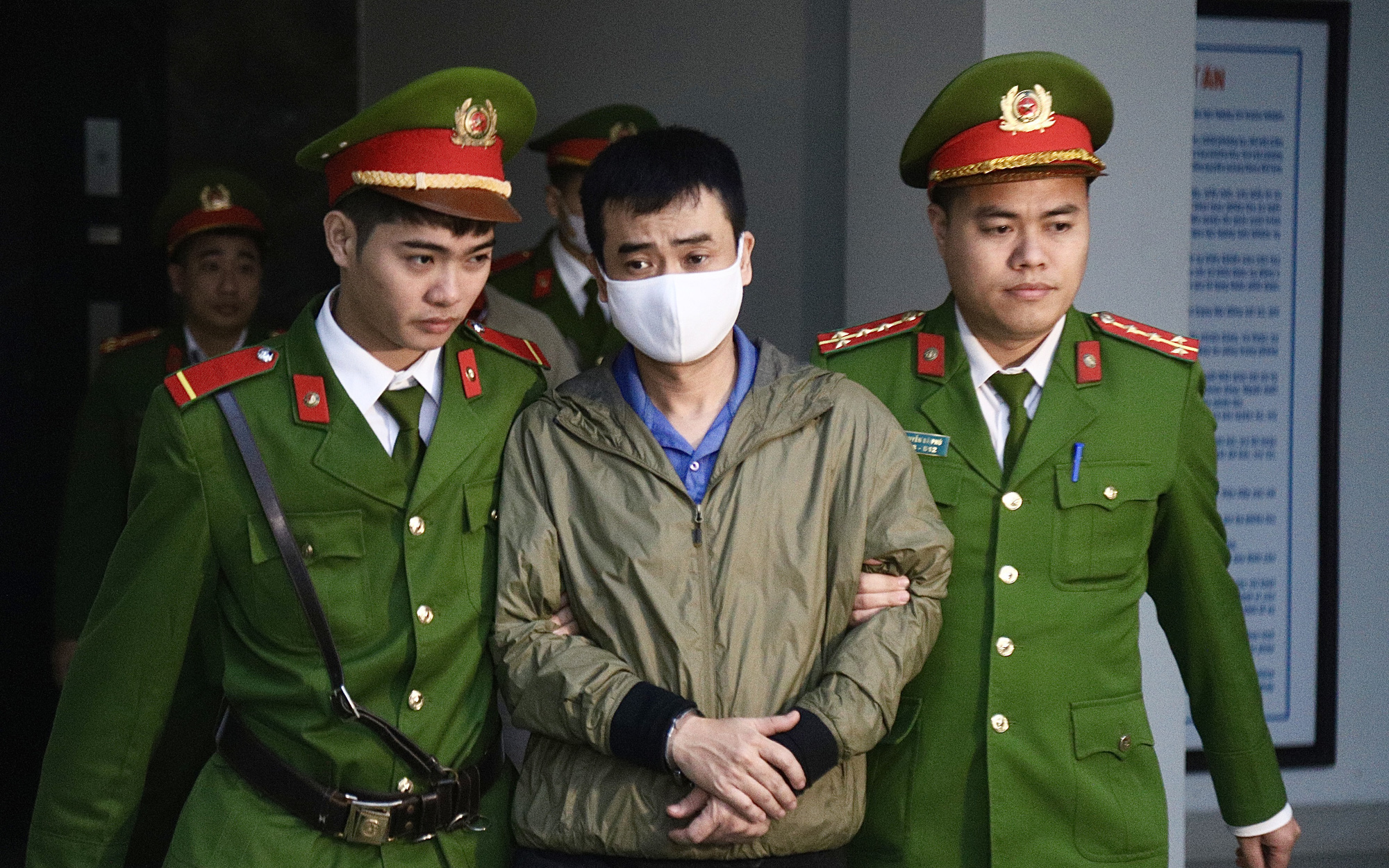 Vụ Việt Á: Phan Quốc Việt bị đề nghị 30 năm tù- Ảnh 2. Ông chủ Việt Á nói có thỏa thuận không trực tiếp gặp cựu bộ trưởng Bộ Y tế vì nhạy cảm